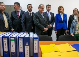 Acuzat (și achitat definitiv) de trafic de influență Vasile Blaga este pașaportat de la București direct pe primul loc pe lista pentru Senat a PNL Timiș