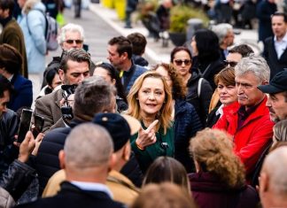 Elena Lasconi: Haideți să transformăm furia noastră în speranță! Votați USR de 1 decembrie!