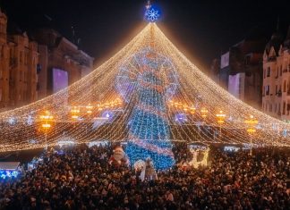 Aproape 800.000 de vizitatori au fost la Târgul de Crăciun din Timișoara de la deschidere