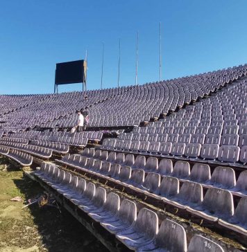 Ultimul eveniment pe bătrânul stadion “Dan Păltinișanu”. Meciul vedetelor din anii 90-2000 și concert cu Cargo. Urmează demolarea și construcția unei arene modene