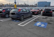 Zeci de sancțiuni, aplicate de polițiștii locali unor conducători auto care au staționat pe locurile destinate persoanelor cu dizabilități sau pentru cei însoțiți de copii mici. Amenzile pot ajunge până la 10.000 de lei!