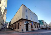 A început transformarea radicală a Bibliotecii Județene din Piața Libertății: modificări interioare și exterioare, mansardare, sala de lectură pe două etaje și lift panoramic