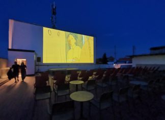 Primul cinema pe acoperiș din România se deschide la Timișoara! Proiecții în aer liber pe terasa cinematografului Studio