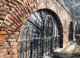 FOTO Fostul depozit de praf de puşcă va deveni o atracție turistică. Primăria pregătește reabilitarea cu fonduri europene