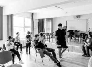 Teatru, muzică și empatie: spectacolul copiilor cu nevoi speciale la Teatrul Basca Timișoara