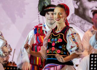 Regal folcloric la Festivalul Național de Folclor PETRICĂ MOISE, ediția a IV-a