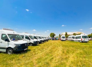 Educație sustenabilă: 29 de localități din Timiș au primit microbuze școlare electrice (foto)