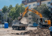 Primăria Timișoara demolează garajele vechi și creează parcări moderne cu spații verzi în Aradului, Lipovei și Martirilor