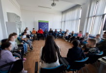 UVT sprijină elevii din medii defavorizate prin ateliere educaționale și artistice