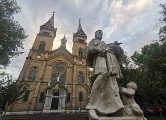 FOTO Povestea statuii Sfântului Nepomuk, cel mai vechi monument din Timişoara