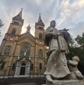 FOTO Povestea statuii Sfântului Nepomuk, cel mai vechi monument din Timişoara