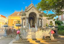 Monumentul dedicat Sfintei Fecioare Maria din Piața Maria Timișoara