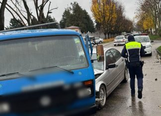 Accident în Lugoj: un bărbat rănit după o coliziune la intersecția străzilor Bega și Gheorghe Doja