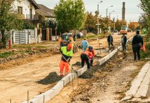 Lucrări de infrastructură, piste de biciclete și arbori noi pe străzile din Blașcovici