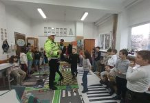 Polițiștii locali, lecții de siguranță pentru elevi în cadrul „Săptămânii Altfel”, la Timișoara