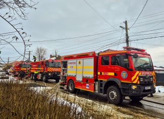 Două persoane rănite în urma unui incendiu izbucnit într-o casă din comuna Cenei