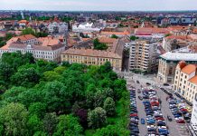 Parcarea multietajată din centrul Timișoarei, blocată de Direcția de Cultură