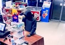 Atac mascat la o stație de carburant din Timișoara. Suspectul, prins de polițiști (video)