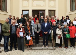 Expoziție de artă la Palatul Apelor: „Apa – interferențe culturale” aduce zeci de artiști în fața publicului