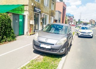 64 de sancțiuni în Timișoara pentru mașini parcate pe pistele de biciclete