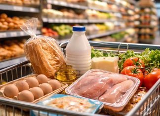 Programul supermarketurilor de Paște 2026: când sunt deschise marile magazine?