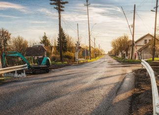 Trafic reluat la Cărpiniș: modernizarea trecerii la nivel pe DN 59B a fost finalizată