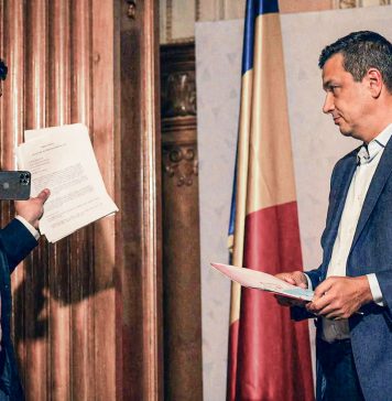 PSD și AUR depun moțiune de cenzură împotriva Guvernului Bolojan. Criza politică se adâncește, România în pericol să piardă zeci de miliarde de euro