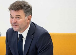 Rectorul UVT, Marilen Gabriel Pirtea: Viitorul educației începe acum