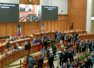 Guvernul Bolojan, demis de Parlament: moțiunea PSD-AUR trece cu 281 de voturi
