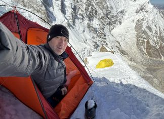 Alpinistul timișorean Horia Colibășanu pornește spre unul dintre cei mai dificili optmiari ai lumii