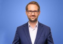 Dominic Fritz critică atacurile la adresa comunității maghiare în contextul crizei politice