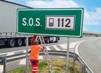 Panouri cu numărul 112, montate pe A1 după eliminarea telefoanelor SOS (foto)