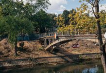 Pasarela Îndrăgostiților din Timișoara ar putea fi demolată la început de septembrie. Ce se întâmplă cu lacătele?